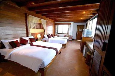 Family Room 2 Double Beds