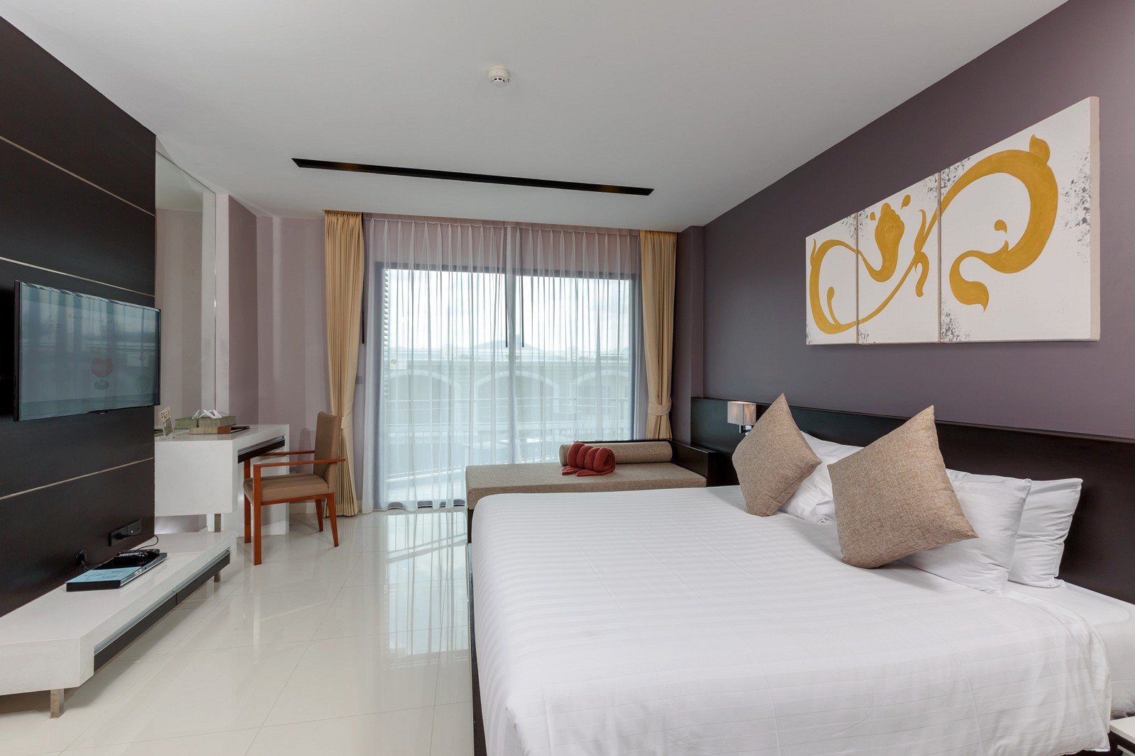 Deluxe Double or Twin Room
