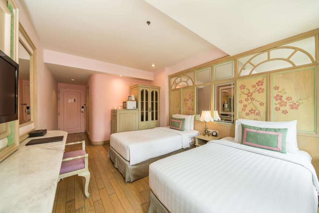 Premier Double or Twin Room – High Floor