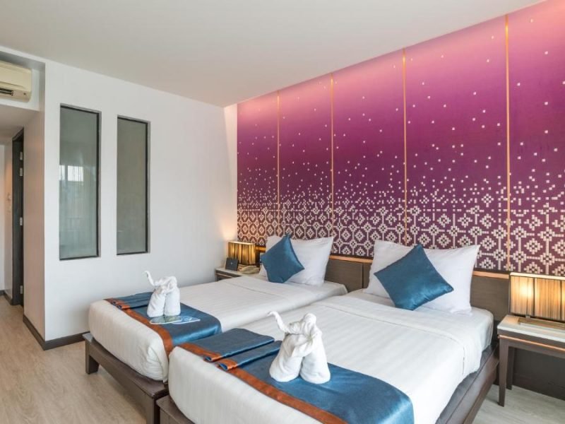 Deluxe Double or Twin Room with Pool View