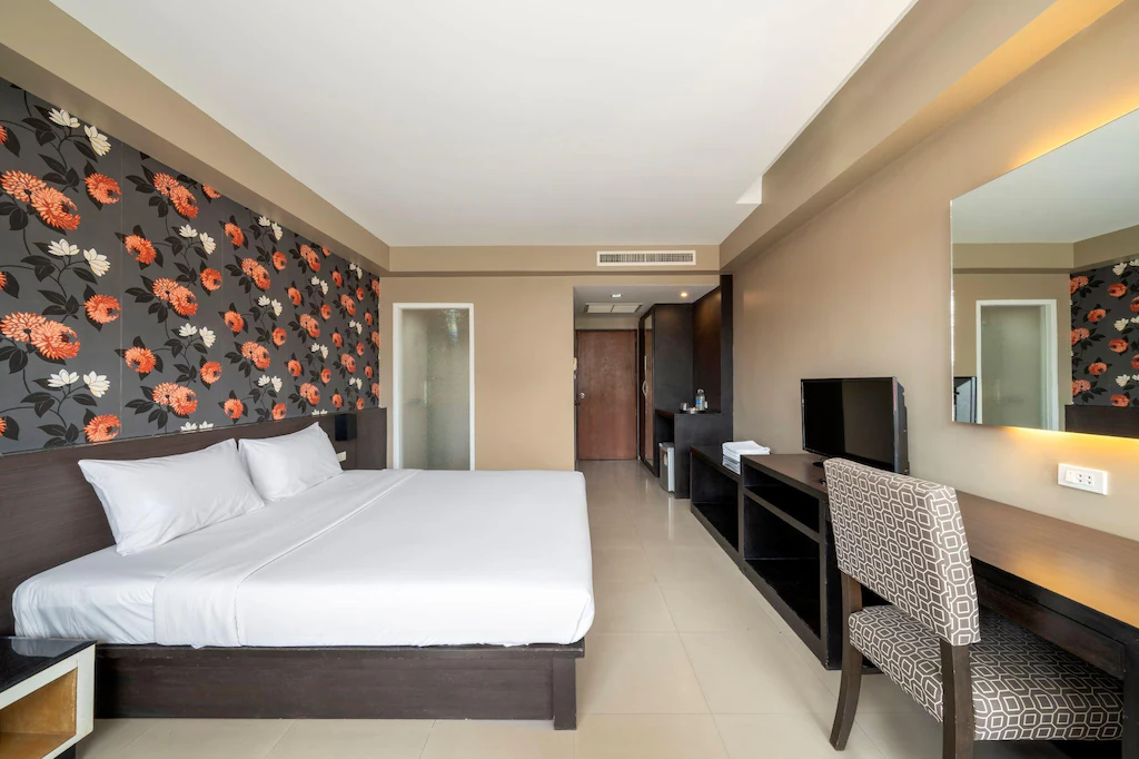 Superior Room with City View