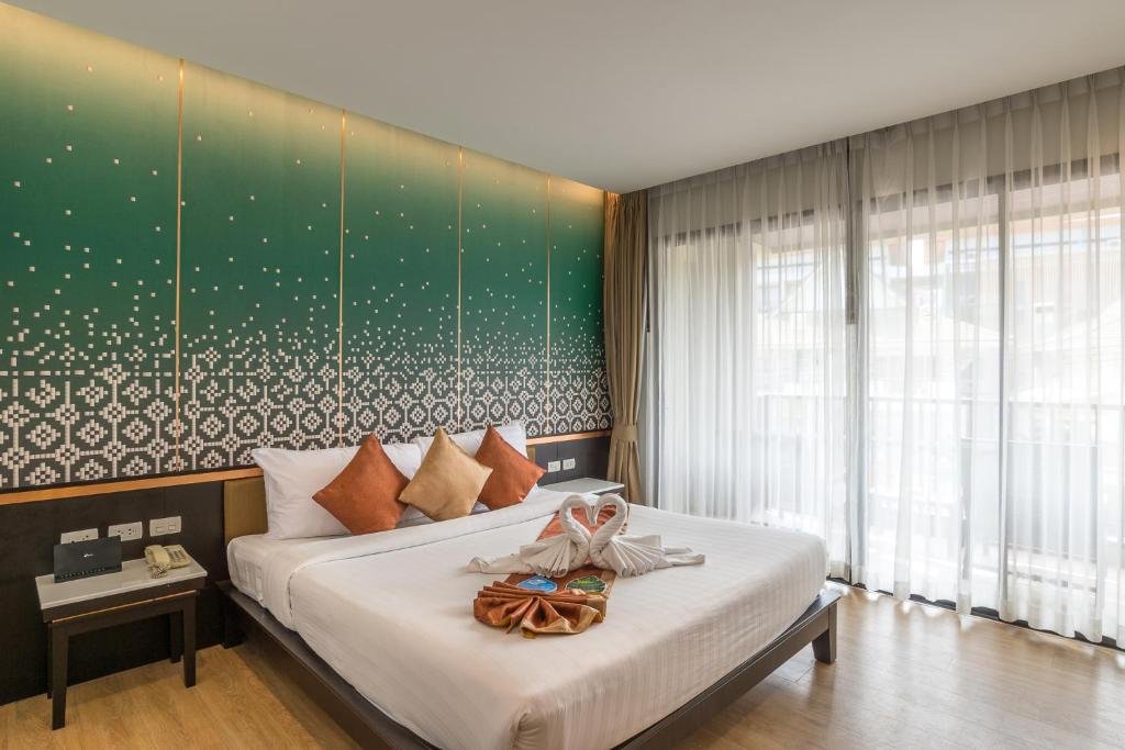 Superior Double or Twin Room (No View)