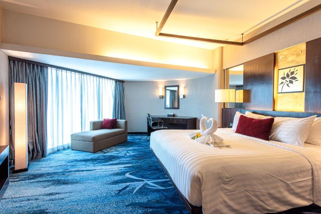 Privilege Suite Double Bed Sky Wing