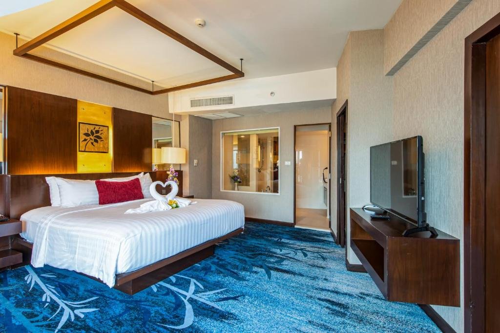 Privilege Suite Double Bed Sky Wing