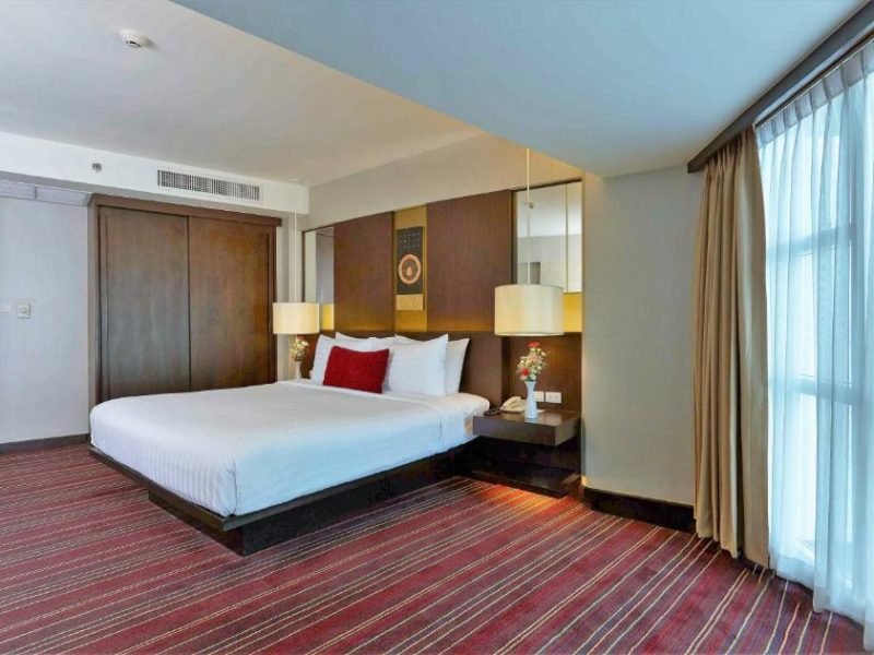 Superior Suite Double Bed Sky Wing