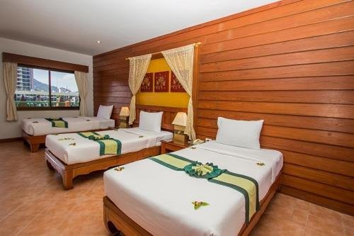 Superior Triple Room