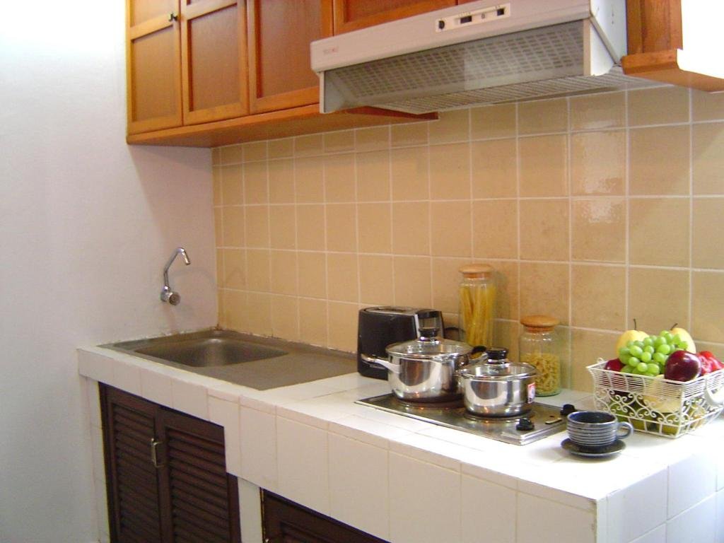 One-Bedroom Apartment with Balcony