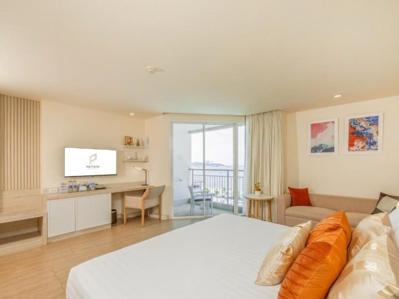 Deluxe King Room