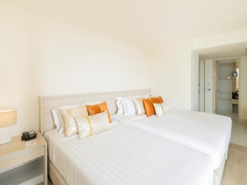 Deluxe Twin Room with Sea View