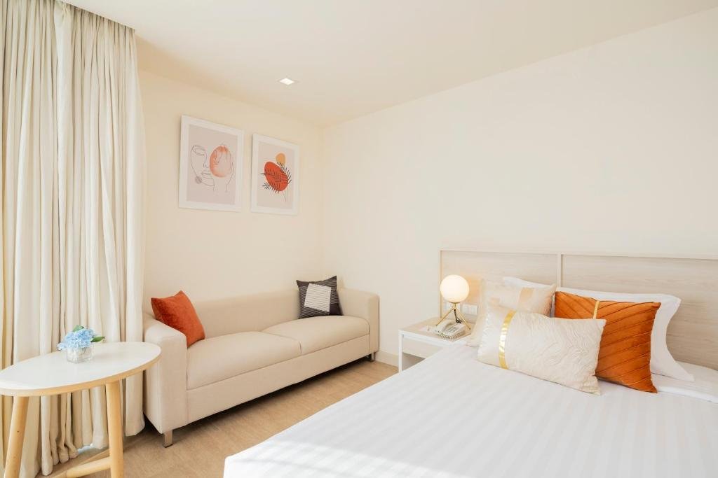 Deluxe Twin Room with Sea View
