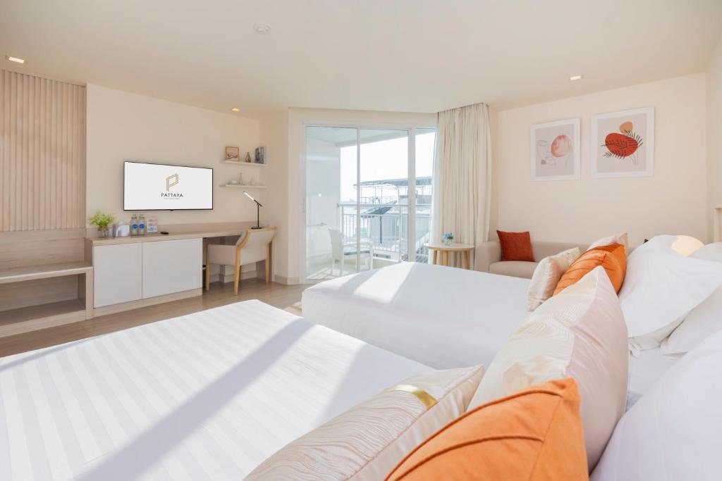 Deluxe Twin Room with Sea View