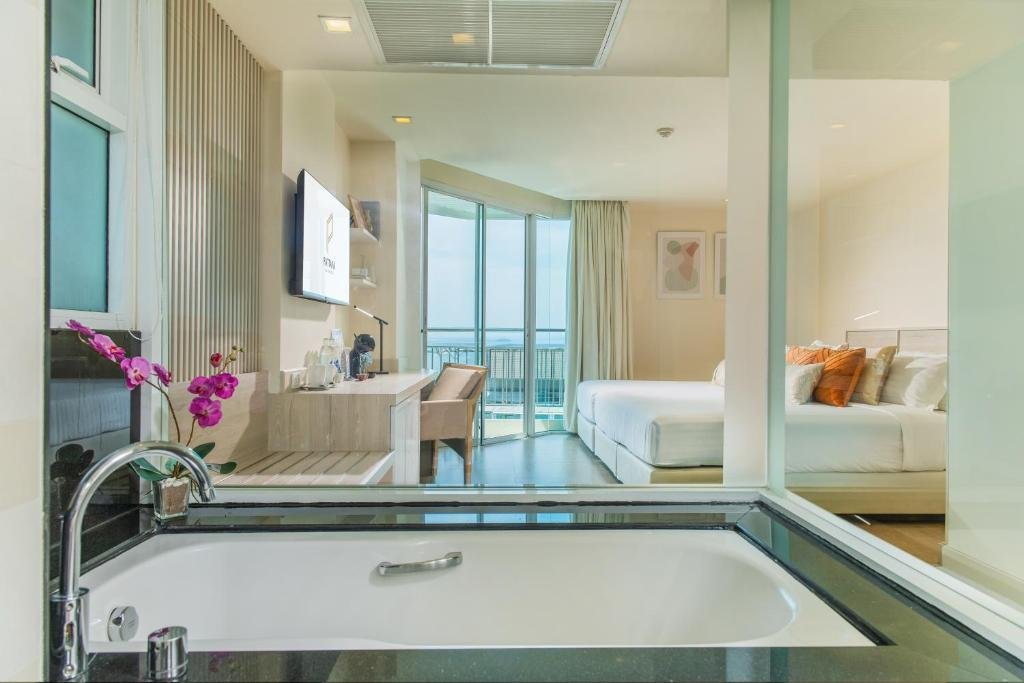 Triple Room with Sea View
