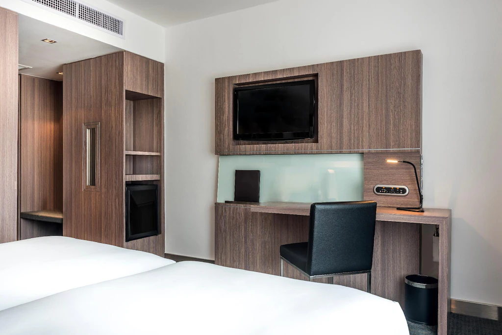 King Guest Room