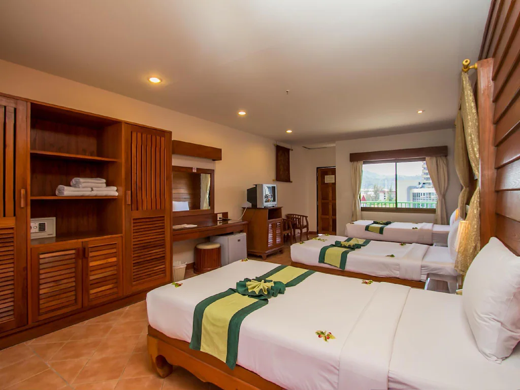 Superior Triple Room