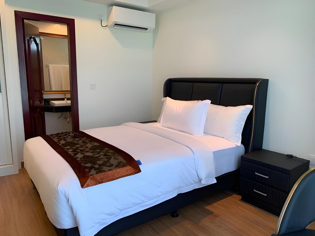 Deluxe Suite with Sea View