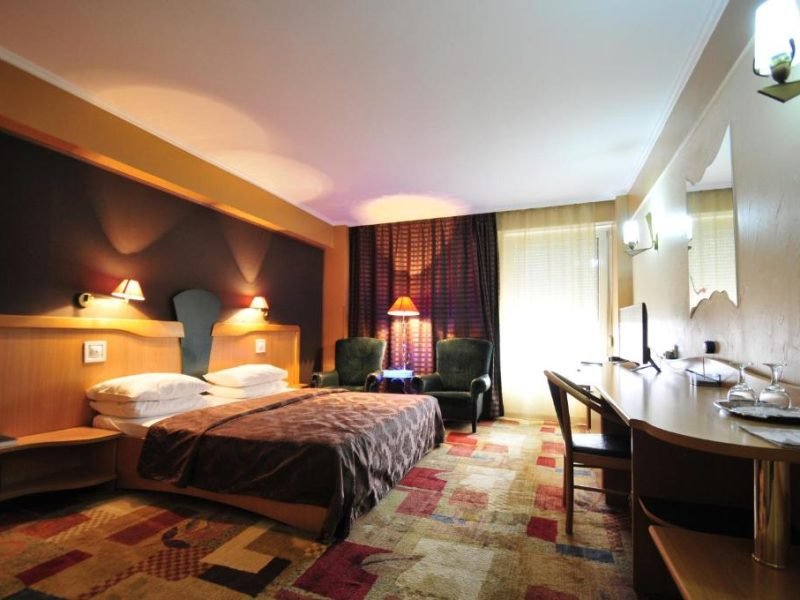 Superior Double or Twin Bed Sky Wing