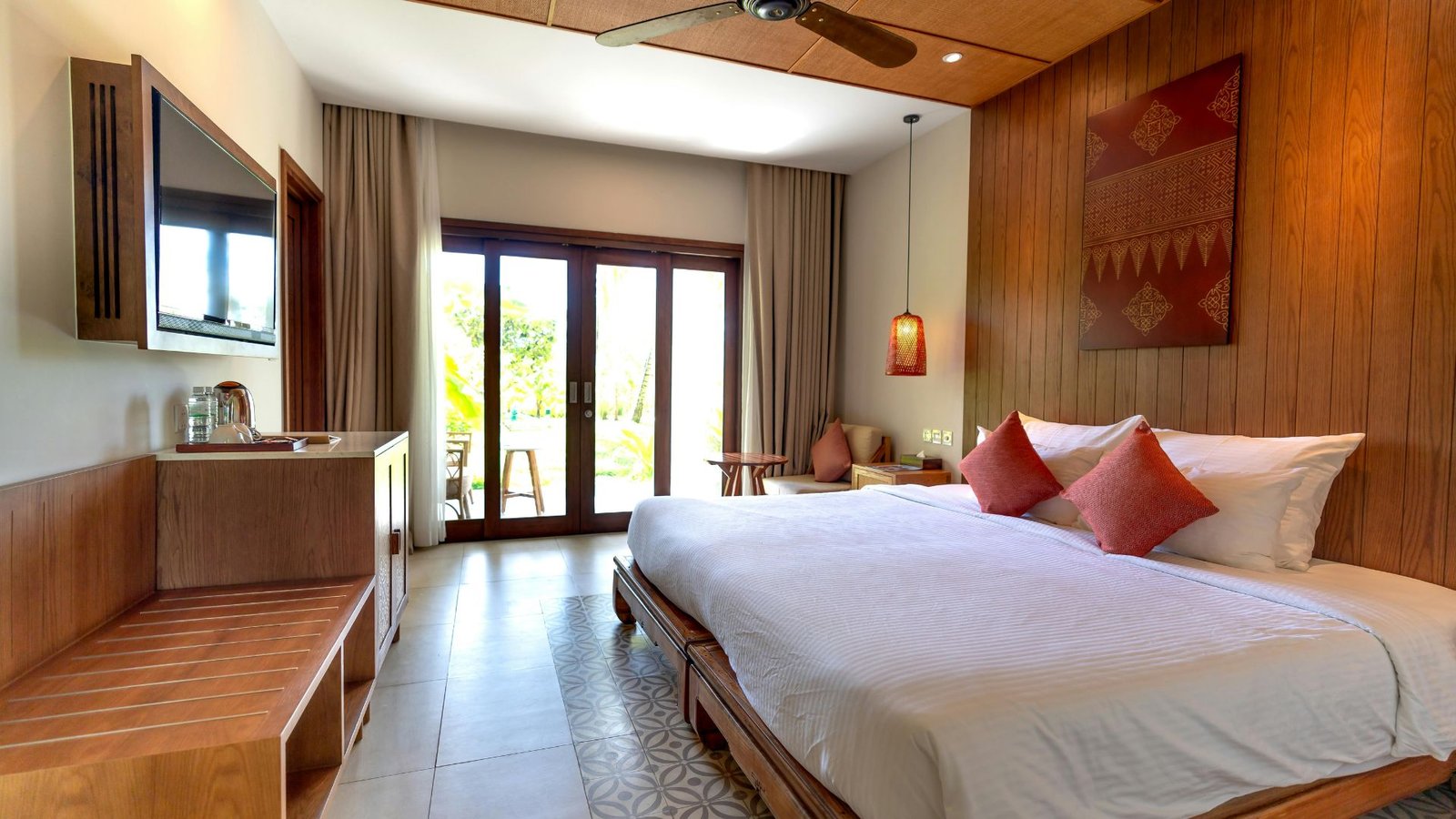 Family Beach Villa – Pool
