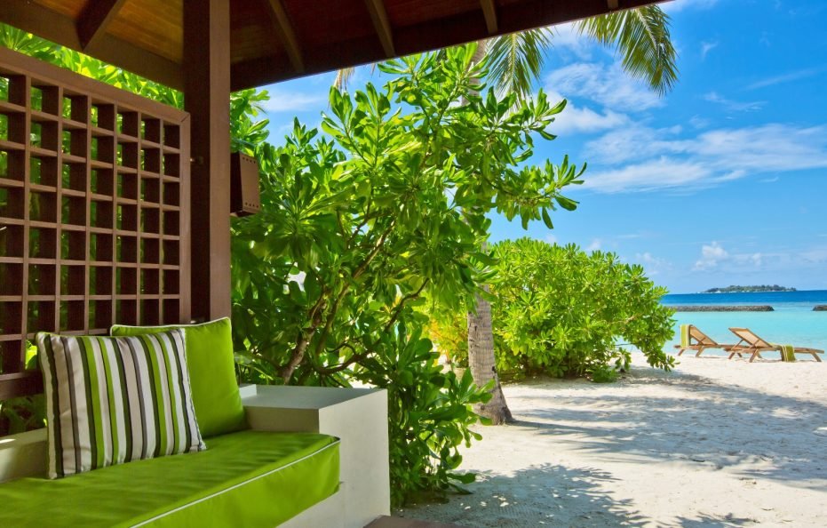 Beachfront Deluxe Bungalow
