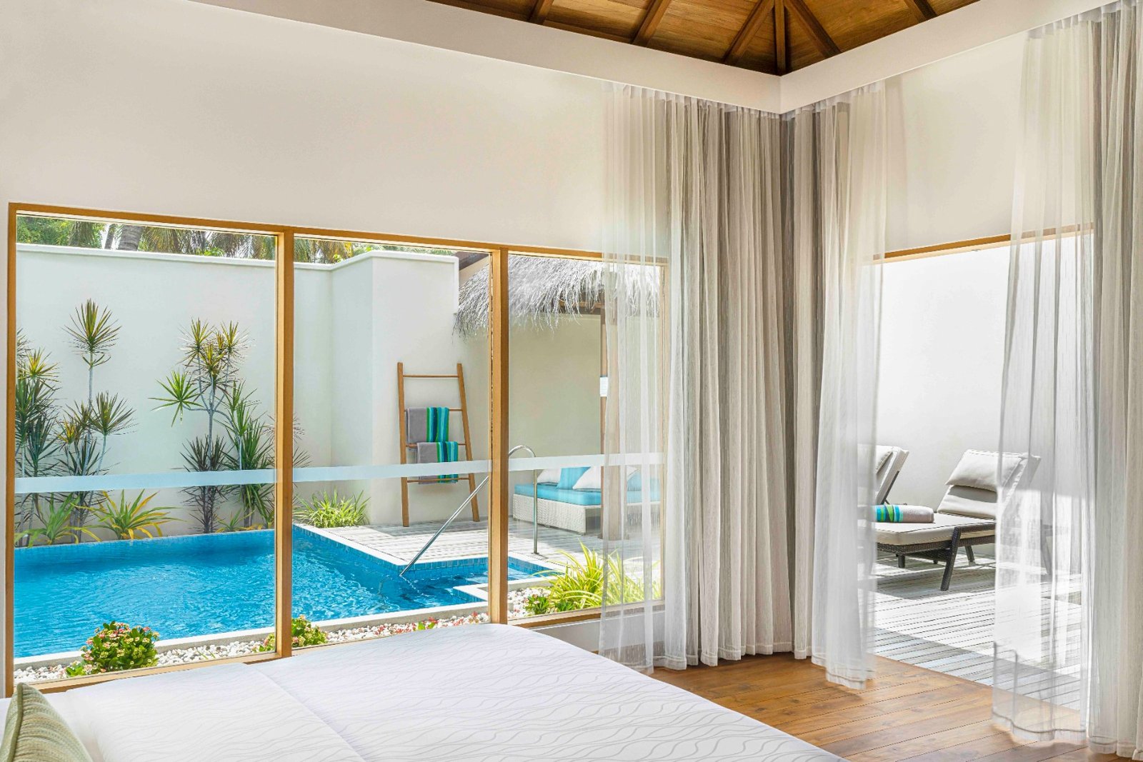 Deluxe Pool Villa