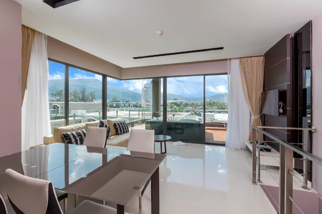 Family One Bedroom Suite