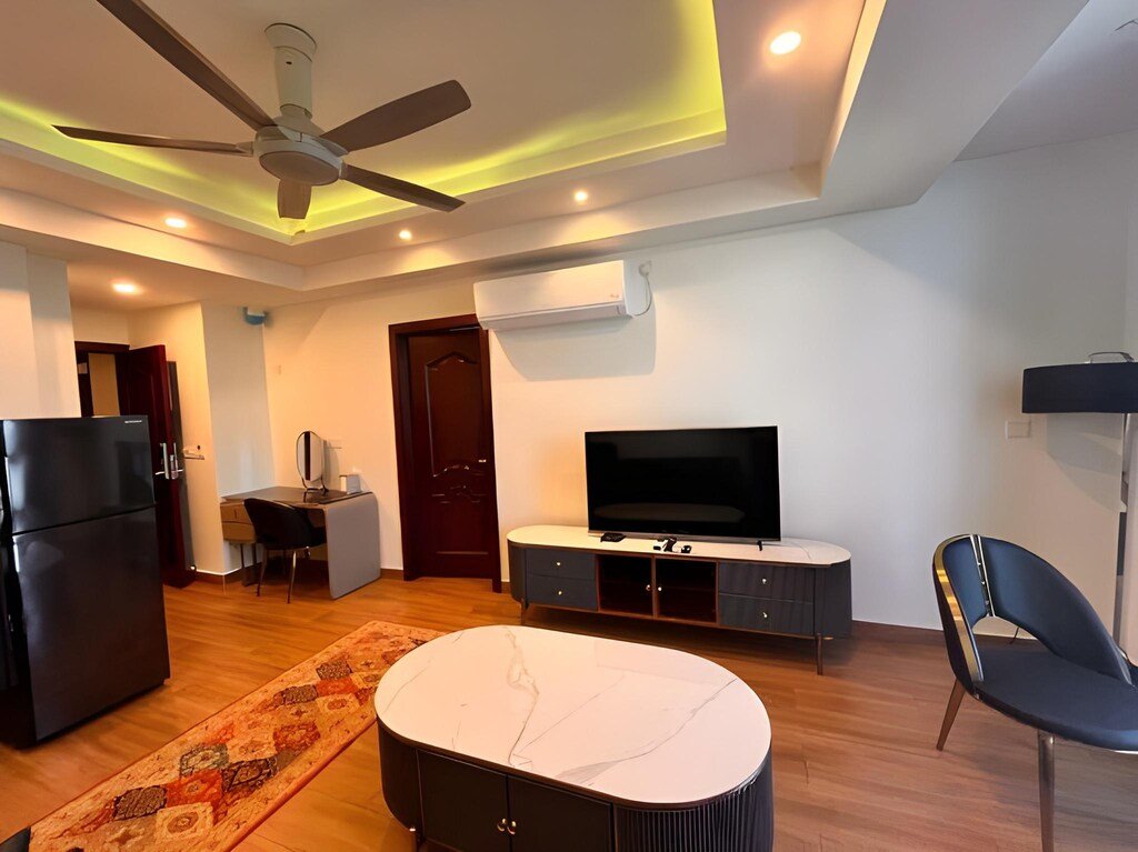 Deluxe Suite with Sea View