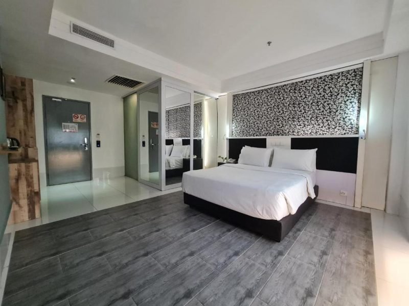 Annexe Deluxe Queen Room (non-smoking room)