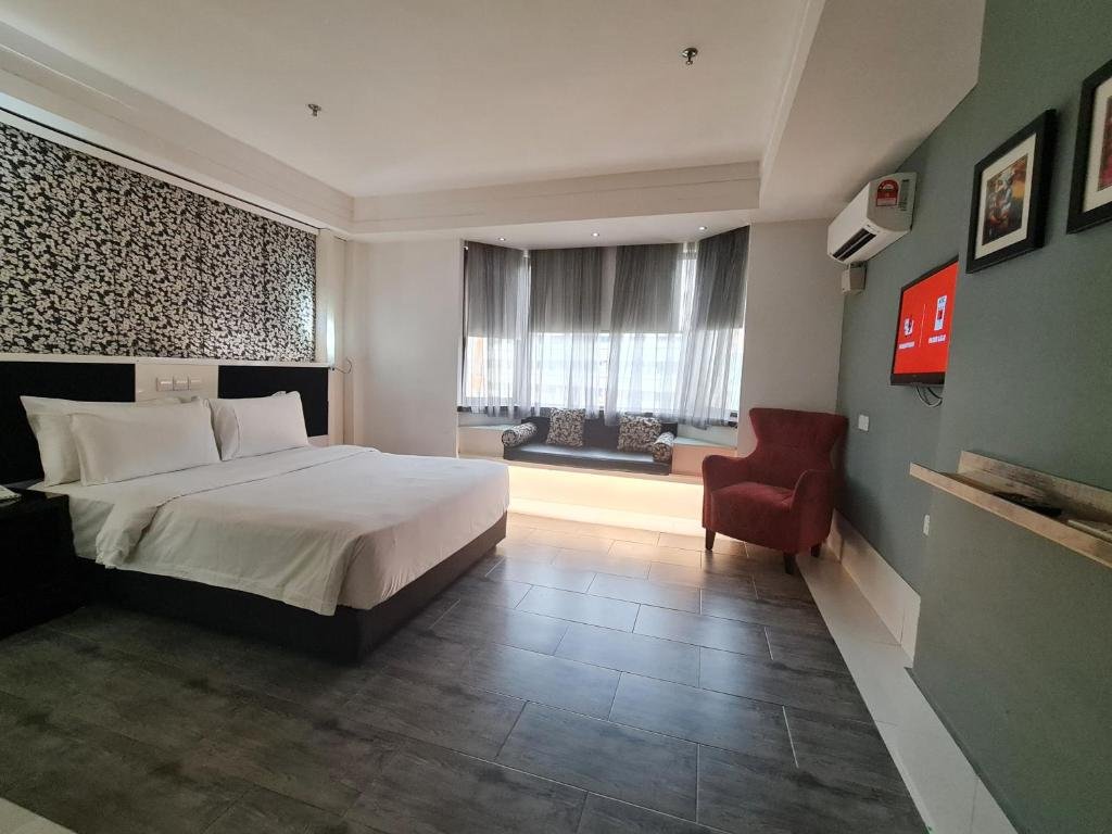 Annexe Deluxe Queen Room (non-smoking room)