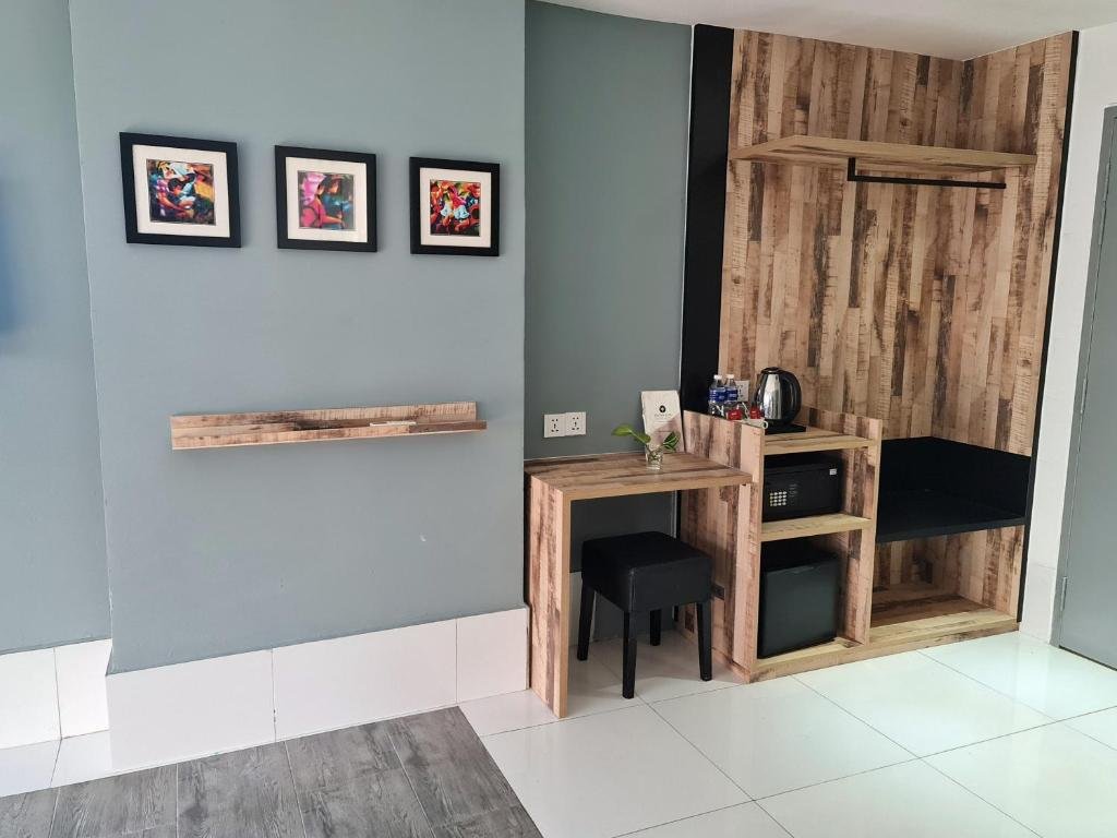 Annexe Deluxe Queen Room (non-smoking room)