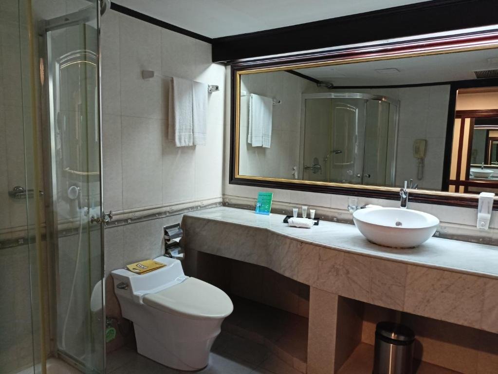 Crown Suite