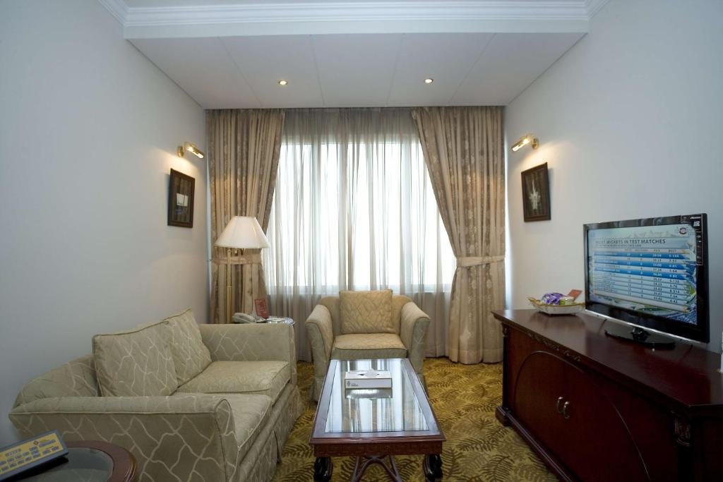 Crown Suite