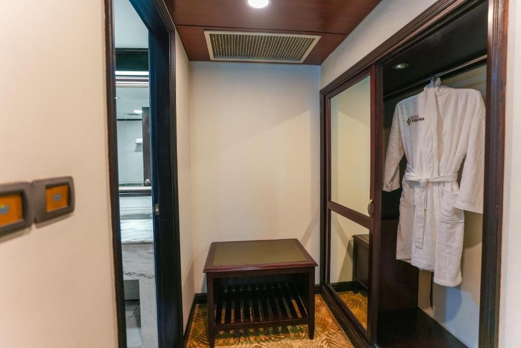 Crown Suite