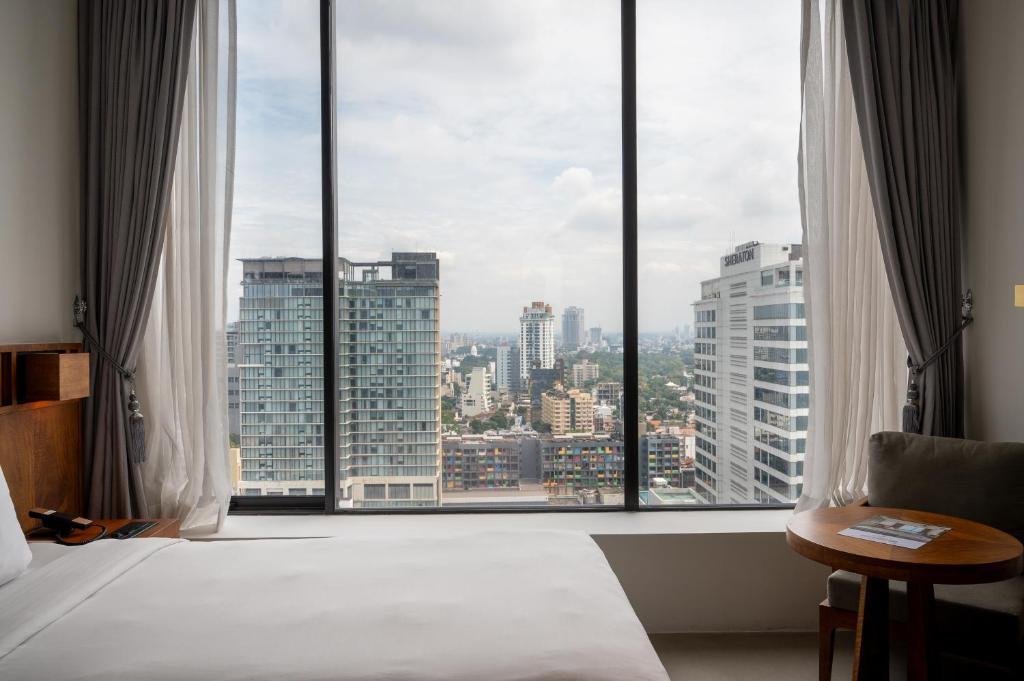 Standard Double (Sea view / City view)