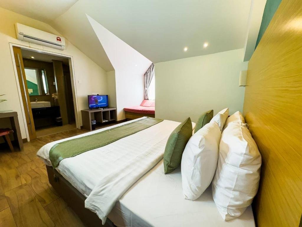 Double Loft or Twin Loft Room