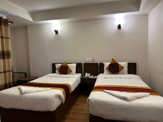 Deluxe (Double or Twin) Room