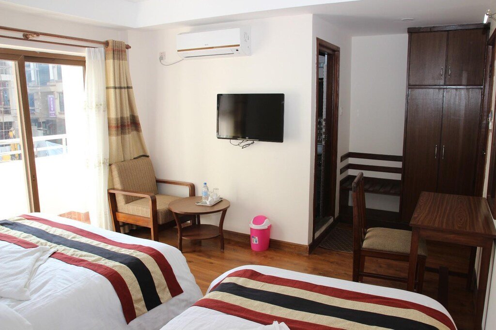 Deluxe (Double or Twin) Room