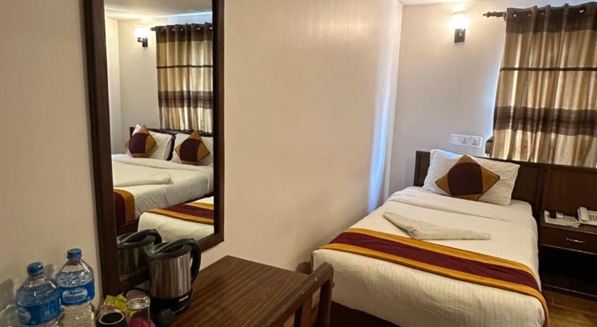 Deluxe (Double or Twin) Room