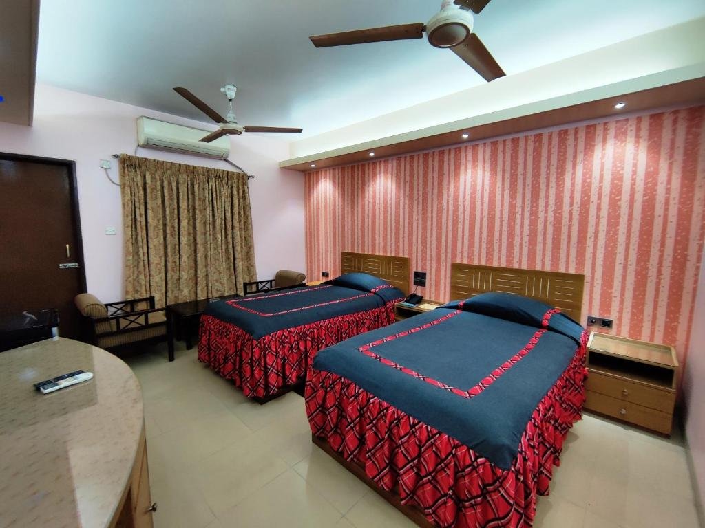 Deluxe Double or Twin Room