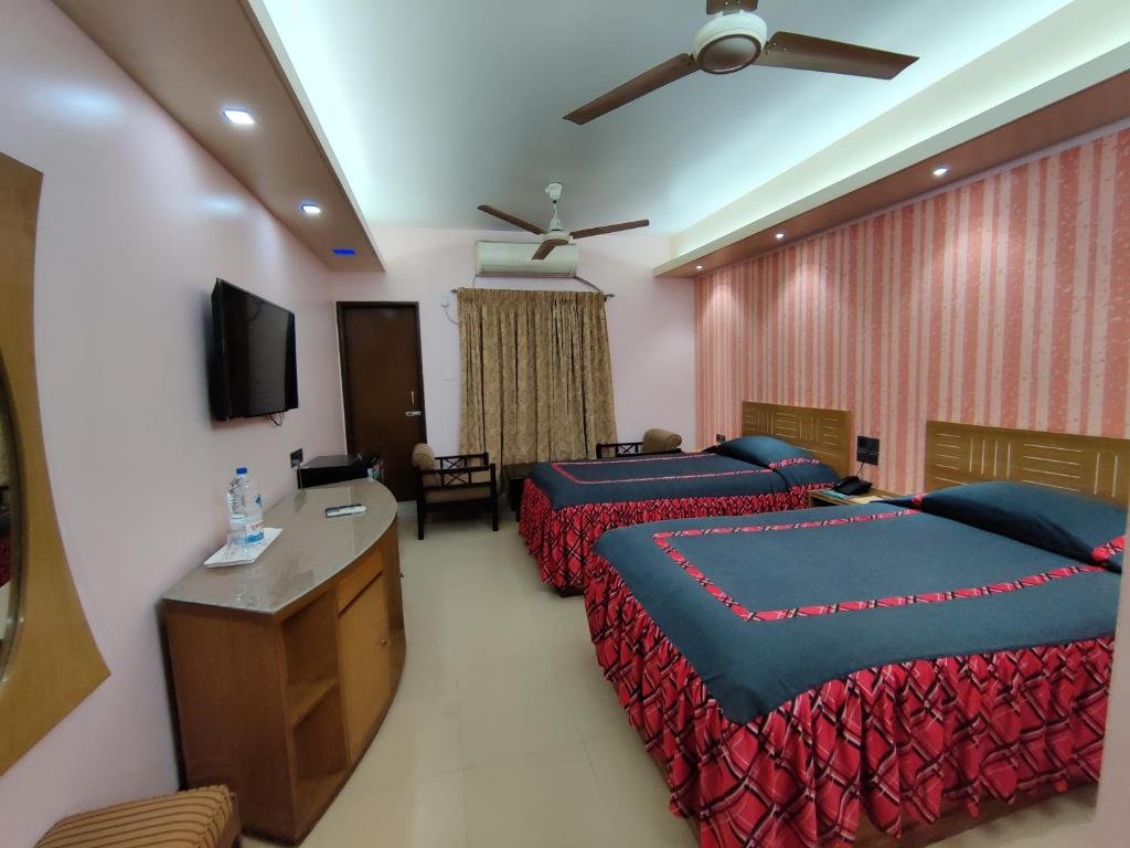 Deluxe Double or Twin Room