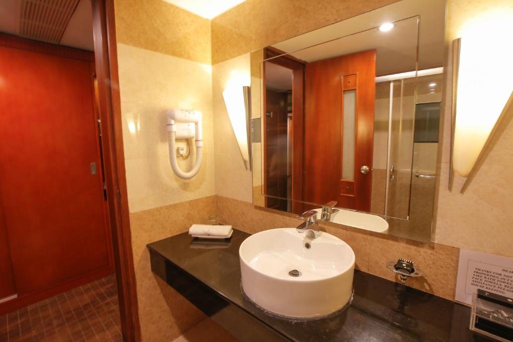 Premier Room – Elegant Comfort with a Touch of Luxury