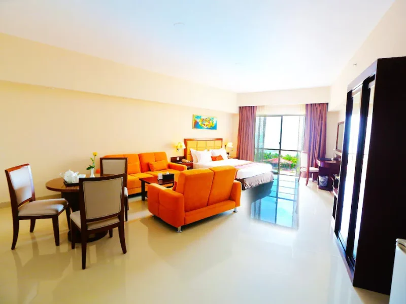 Studio King Room with Sea View