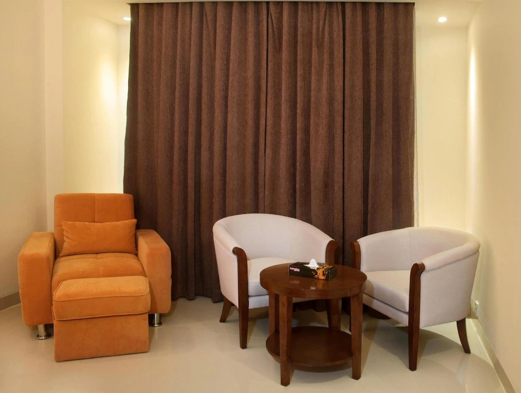 Superior King Room Garden View